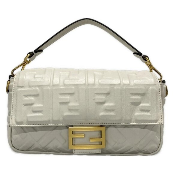 Fendi Handbags - Auth FENDI Mama Bucke White Leather - Handbag